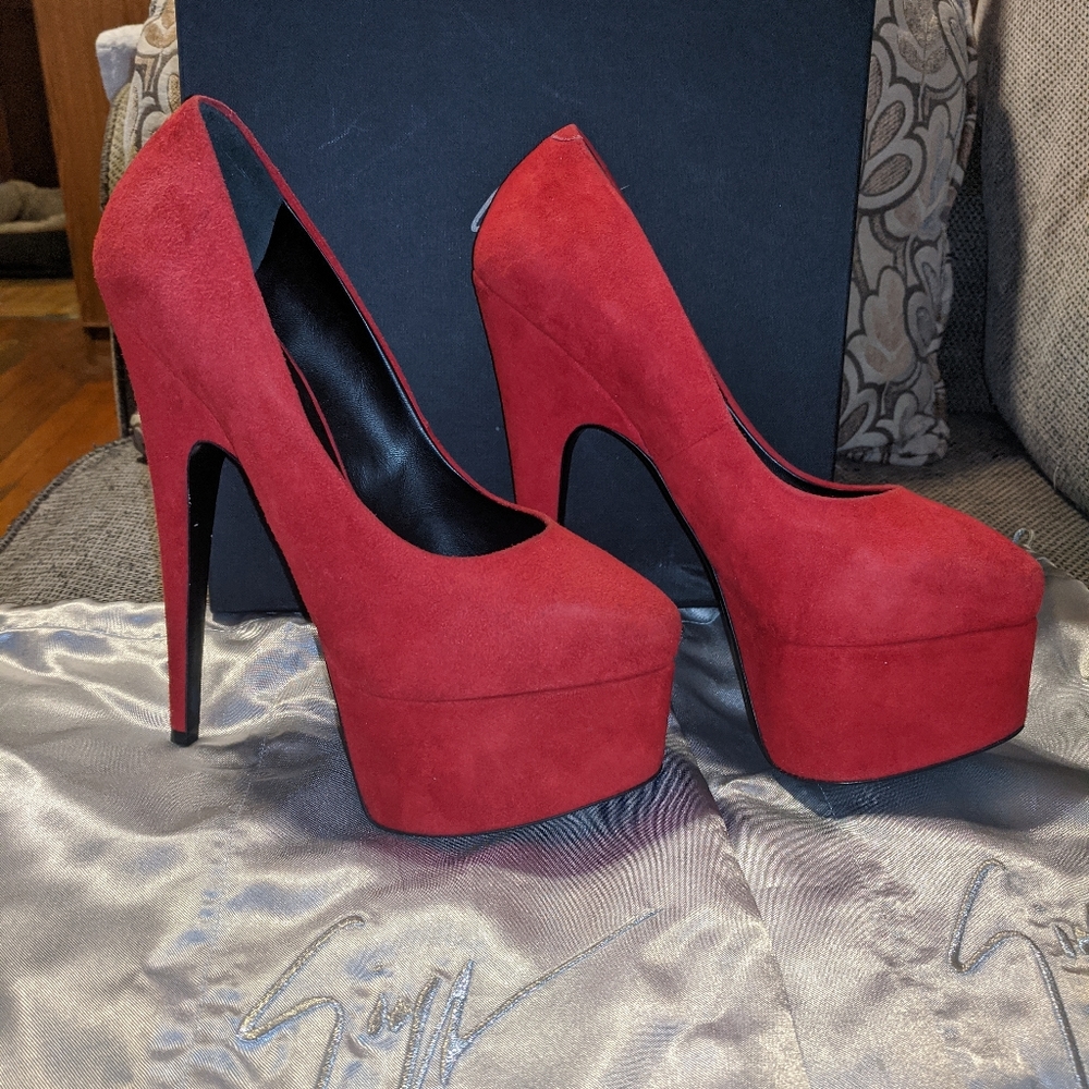 Giuseppe Zanotti Debra 105 Platform Stilettos